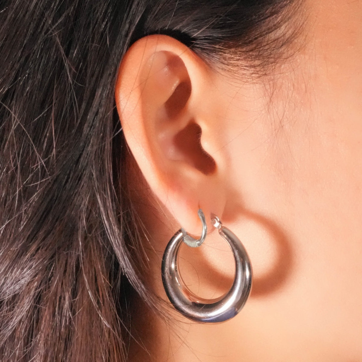 THICK HOOP EARRINGS